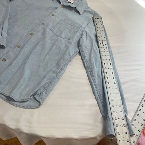 Joe’s Collection Denim Long Sleeve Button Up Shirt Size Medium - Picture 5 of 9